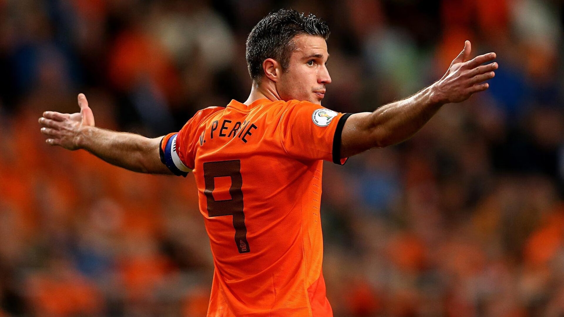 德甲紧咬战,球迷热烈讨论,德甲消息